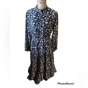 Hayden long sleeve maxi dress size Medium